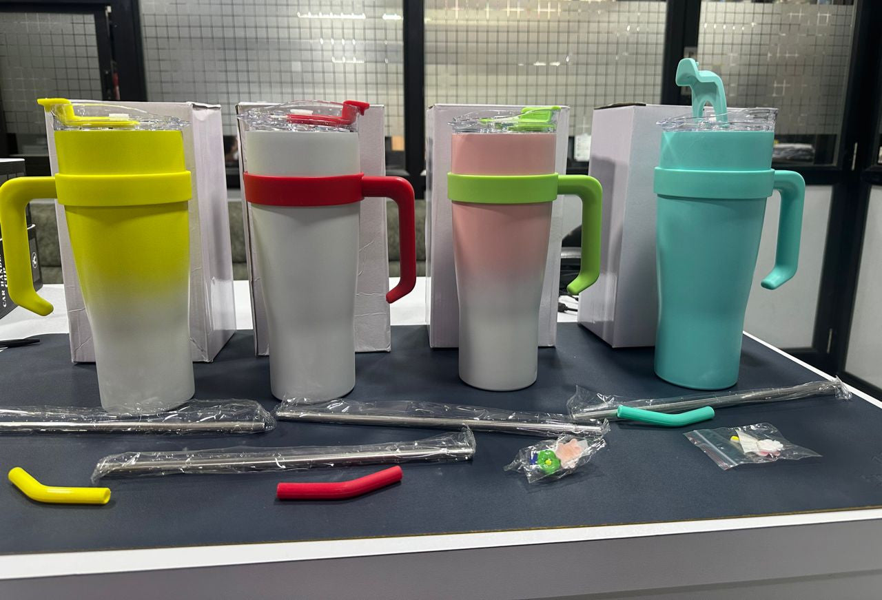 TUMBLER SS WATER BOTTLE WITH HANDLE