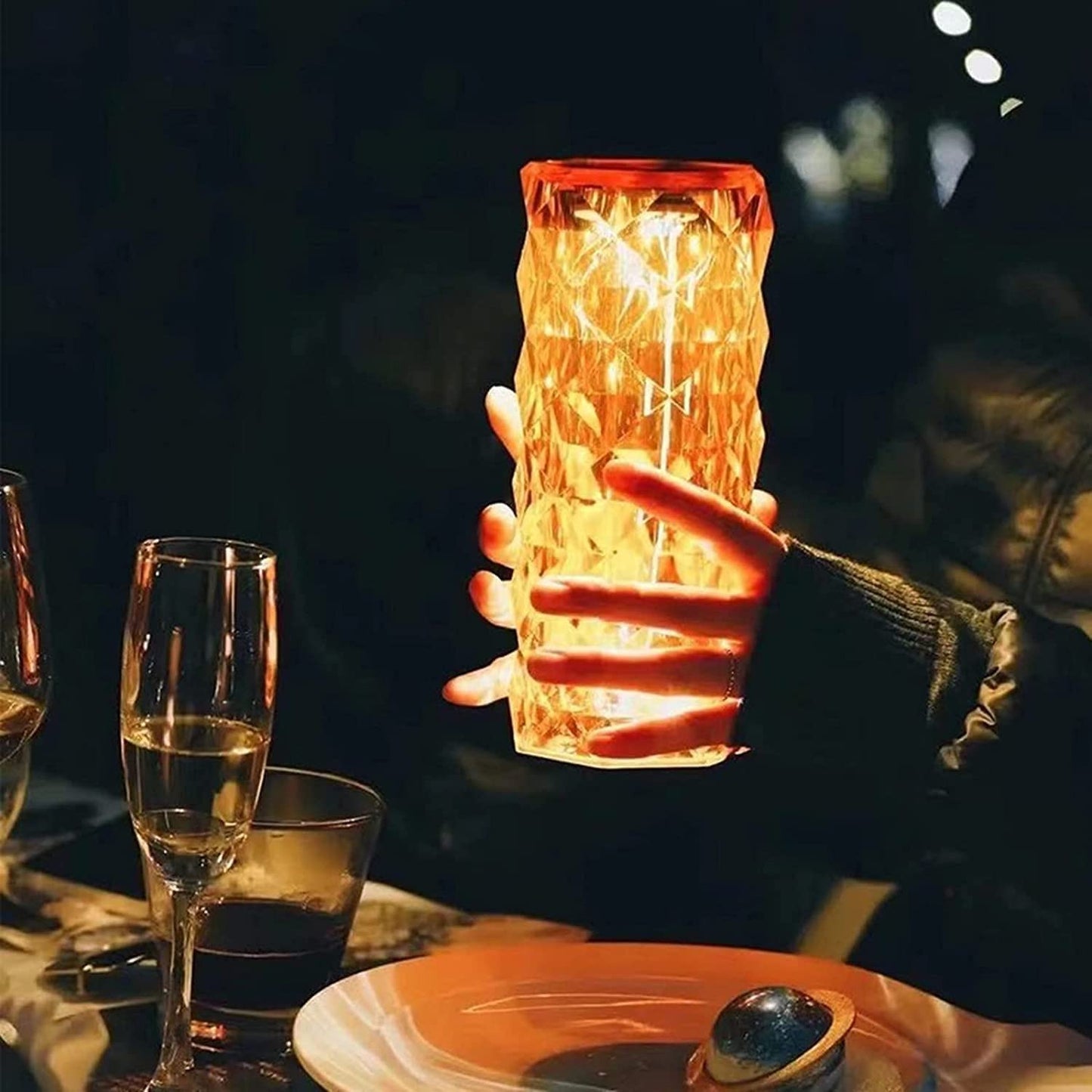 CRYSTAL DIAMOND TABLE LAMP